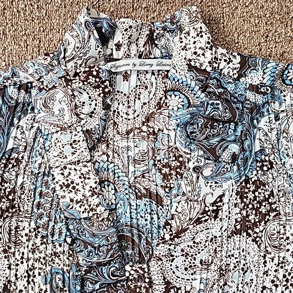 Top - Picture 4 of 13